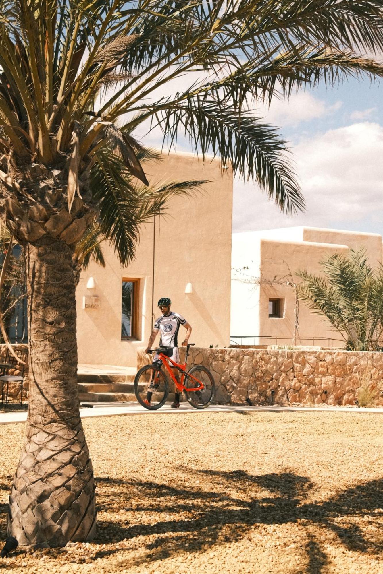 Hotel Equilicua Agua Amarga  Exteriér fotografie
